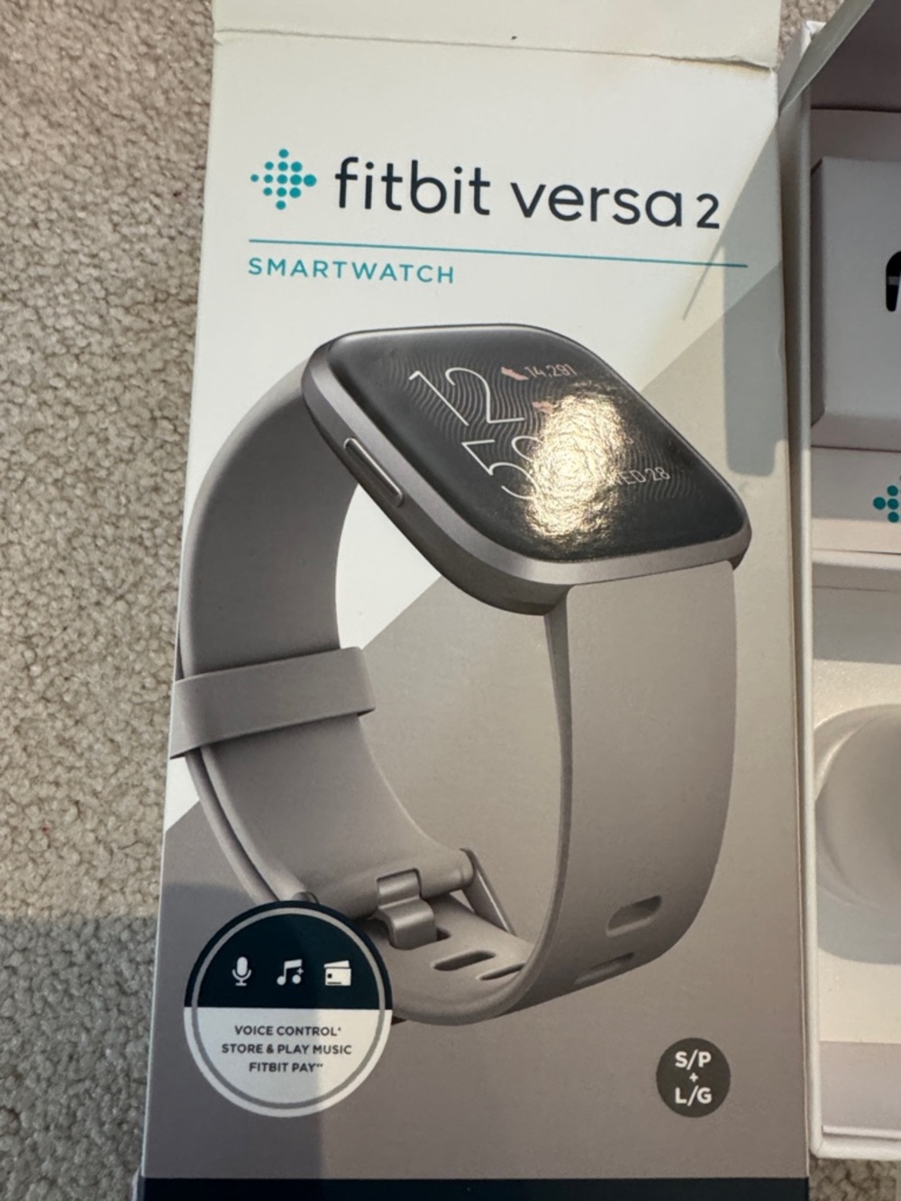 fitbit Versa 2 Smartwatch in Light Gray - Picture 3 of 9